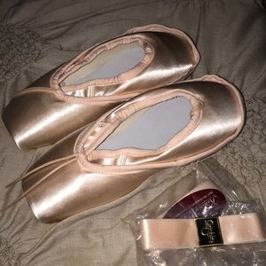 Suffolk Pointe Shoes Solo 6, XX Hard shank
